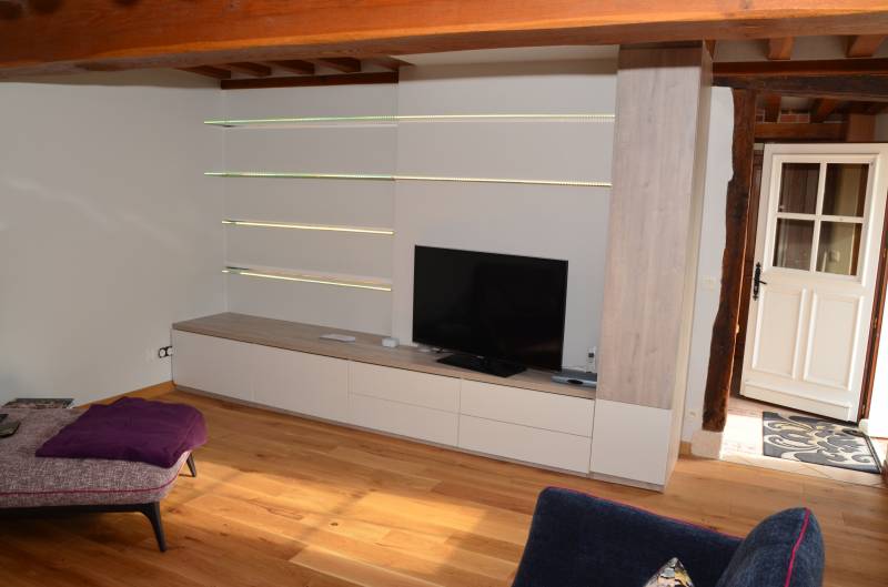 bibliothèque et meuble tv