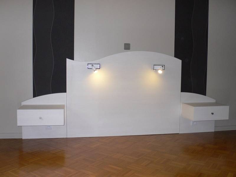 Confection d'une tête de lit en bois à Evreux proche Louviers